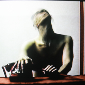 中文国产成人久久精品流白浆
